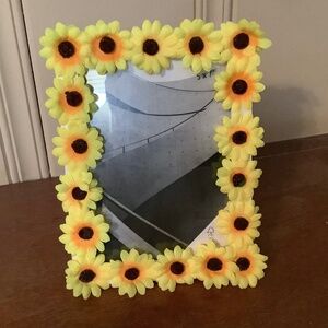 5” x 7” yellow/orange silk mini sunflower picture frame